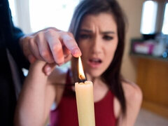 Leie, Blasen, Braunhaarige, Hundestellung, Zierlich, Dürr, Jungendliche (18+), Titten