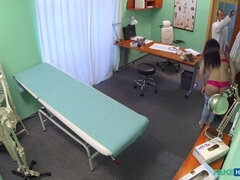 Arsch, Blasen, Spermaladung, Hundestellung, Lecken, Krankenschwester, Büro, Muschi