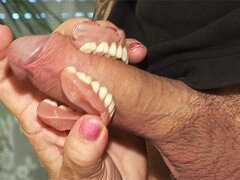 Amateur, Verga grande, Tetas grandes, Corridas faciales, Familia, Abuelita, Maduro, Paja con tetas