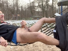 オーガズム, 公共