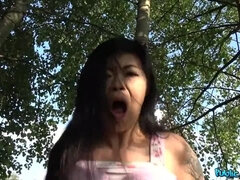 Amateur, Asiatique, Sucer une bite, Tir de sperme, En levrette, De plein air, Pov, Public
