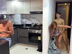 18 jahre, Erstes mal, Indisch, Mutti, Rau, Spanisch, Stiefmutter, Jungendliche (18+)