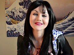 Nana, Masturbation, Orgasme, Chatte, Rasée, Jarretelles, Jouets