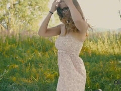 Tetas grandes, Mamada, Tetona, Estilo perrito, Europeo, Gafas, Al aire libre, Coño