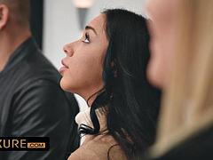 Nana, Noire, Brunette brune, Noir ébène, Doigter, Branlette thaïlandaise, Léchez, Nénés