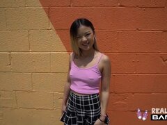 Stellung 69, Asiatisch, Blondine, Blasen, Aufs gesicht abspritzen, Hardcore, Pov, Jungendliche (18+)
