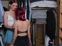 Famille, Talons, Léchez, Fête, Petite femme, Chatte, Plan cul à trois, Nénés