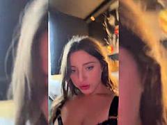 Grosse titten, Blasen, Betrug, Aufs gesicht abspritzen, Französisch, Hotel, Titten, Ehefrau