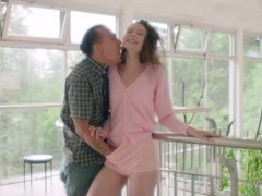 Blondine, Blasen, Fingern, Handjob, Rasiert, Ablutschen, Jungendliche (18+), Titten