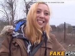 Blondine, Blasen, Im freien