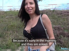 Gros seins, Voiture, Tir de sperme, Tchèque, Grosse, Hard, Public, Réalité