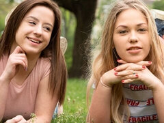 素人, 茶髪の, なめる, オナニー, オマンコ, 女子高生, 剃毛, オッパイの