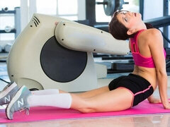 Verga grande, Morena, Estilo perrito, Flexible, Gimnasio, Tetas naturales, Flaco, Adolescente