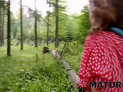 Rondelette, Femme couguar, Mature, Chatte, Réalité, Rousse roux, Sauna, Rasée