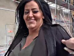 Belle grosse femme bgf, Gros seins, Sucer une bite, Nénés