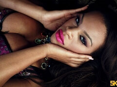 Толстушки, Большая жопа, Черные, Минет, Собачьи, Ласковые ручки, Латекс, Милф