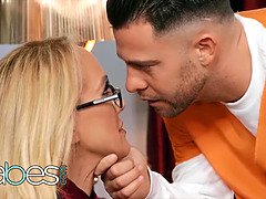 デカパイ, ブロンド, フェラチオ, イく瞬間, 淫乱熟女, 母, 叫ぶ, タトゥー