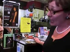 Fingern, Hd, Lesbisch, Stiefmutter, Jungendliche (18+), Spielzeuge, Vibrator