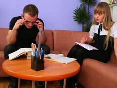 18 jaar, Kont, Grote kont, Grote mammen, Pijpbeurt, Russisch, Mager, Tiener