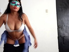 Amateur, Cul à la bouche, Chambre à dormir, Gros cul, Dansant, Fille latino, Nue  à poil, Solo