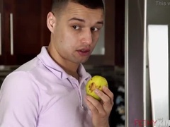 Gros seins, Sucer une bite, Éjaculation interne, Mature, Mère que j'aimerais baiser, Maman, Rugueux, Tabou