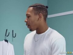 Noire, Sucer une bite, Brunette brune, Hard, Talons, Interracial, Fille latino, Mère que j'aimerais baiser