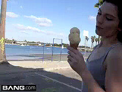 素人, ビーチ, フェラチオ, 茶髪の, 指いじり, 公共, ティーン