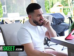 18 ans, Sucer une bite, Tromperie, Gorge profonde, Petite amie, Branlette thaïlandaise, Hd, Pov