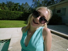 Amateur, Rubia, Mamada, Polla, Al aire libre, Perforación, Piscina, Tetas