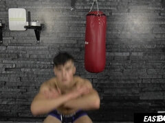 チェコ, ゲイ, 手コキする, 筋肉, ハメ撮り, 一人, ティーン, ヴァージン