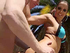 フェラチオ, 茶髪の, イく瞬間, 淫乱熟女, ティーン, 三人