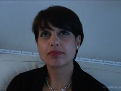 Enthousiasteling, Arabisch, Auditie, Bruinharig, Ondergoed, Tiener