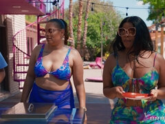 Zwart, Pijpbeurt, Bruinharig, Zwart, Moeder die ik wil neuken, Moeder, Tatoeage, Vrouw