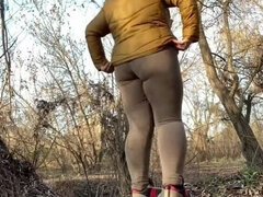 Mature MILF with Wet Pussy Squatting to Pee Outdoor - Amateur Homemade HD