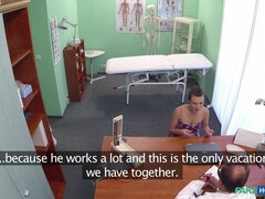 Минет, Измена, Доктор, Лесбиянка, Медсестра, В офисе, Униформа, Подглядывание