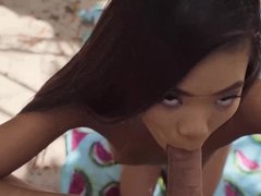 アジア人, ビキニ, 彼女, 自然山雀, オマンコ, ショートヘア, オッパイの, 濡れ