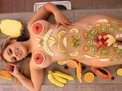 Большой член, Большие сиськи, Блондинки, Минет, Собачьи, На кухне, Милф, На публике