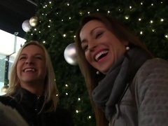 Enthousiasteling, Auto, Diep in de keel, Lul, Sperma in gezicht, Gezichtspunt, Openbaar, Trio