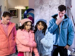 18 летние, Большой член, Минет, Собачьи, Вчетвером, Натуральные сиськи, Молоденькие, Сиськи