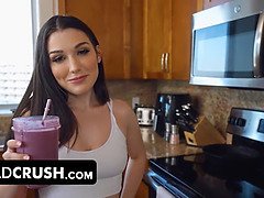 Stepdad can't resist the Juicy Pussy of his stepdaughter in this POV workout video