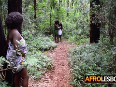 Africano, Mamada, Atrapados, Polla, Penetracion con dedos, Lesbiana, Maestra, Trio