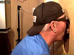 Gloryhole BJ DILF deep throat closeup amateur 4 facial