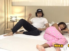 Anal, Grosse bite, Sucer une bite, Indienne, Rugueux, Soeurs, Adolescente, Pute