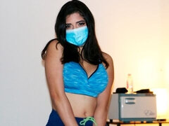 Grosse bite, Gros seins, Brunette brune, Tir de sperme, Branlette thaïlandaise, Massage, Masturbation, Seins naturels