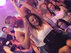 Leie, Schwarz, Blasen, Schwanz, Gruppe, Handjob, Natürlichen titten, Party