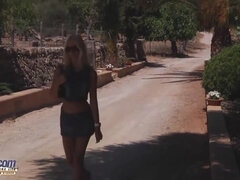 In den arsch, Blondine, Hd, Im freien, Piercing, Dürr, Tätowierung