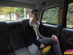 Grosser schwanz, Grosse titten, Blasen, Auto, Lecken, Im freien, Höschen, Muschi