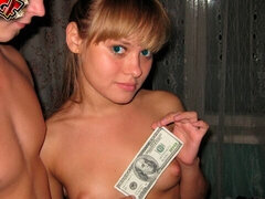 Amateur, Blonde, Sucer une bite, Brunette brune, Cocu, Timide, Adolescente, Nénés