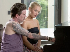 Большой член, Блондинки, Минет, Собачьи, Натуральные сиськи, Бритые, Тощие, Сиськи