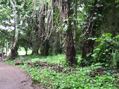 Penetracion con dedos, Despelote, Novia, Peludo, Besar, Al aire libre, Pov, Coño
